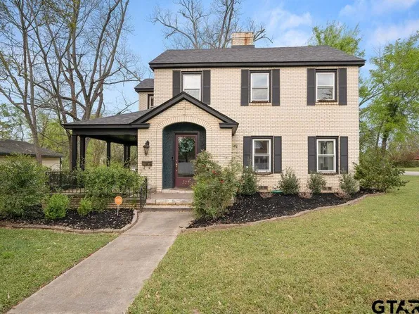 327 N Ponsard St, Troup, TX 75789