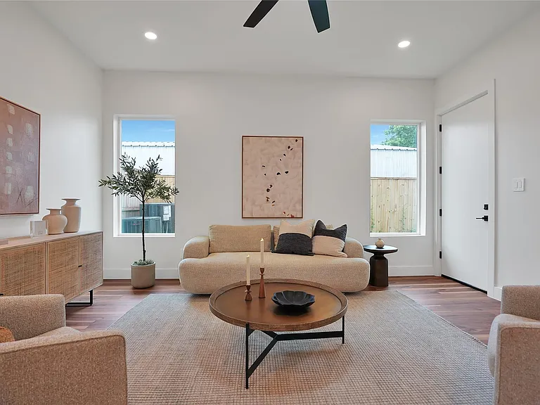 315 Palmer St — Photo 16