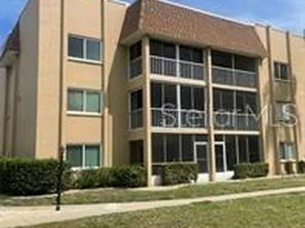 1310 Glen Oaks Dr E Unit 290E, Sarasota, FL 34232
