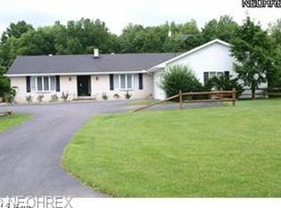 7388-7390 Drake Stateline Rd NE, Burghill, OH 44404