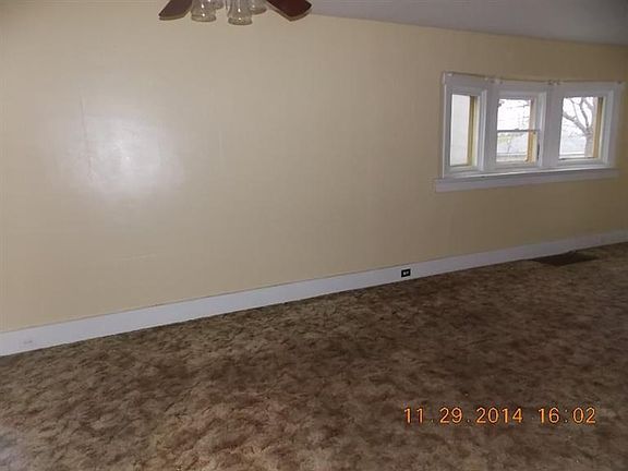5th image of 727 Saint Nicholas Ave