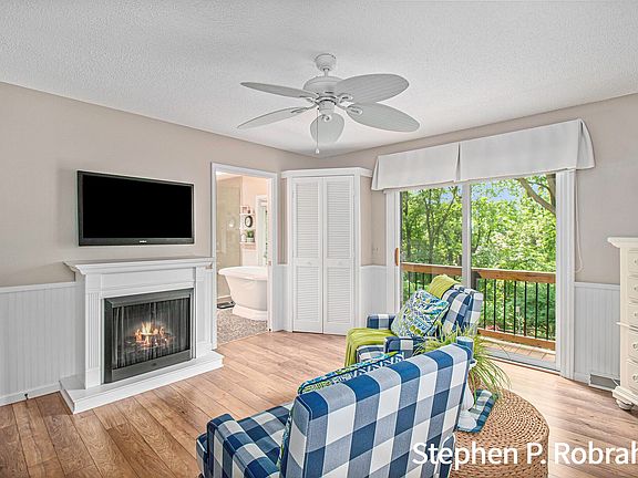 5th image of 2596 Northboro Ct NE