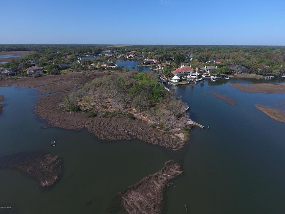 Pristine Land in Queens Harbor