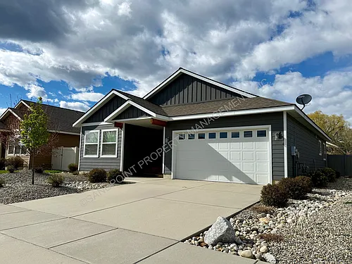 1616 Mosshart St Photo 1