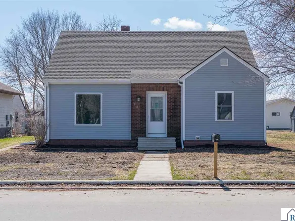 604 W Brooks St, Arlington, MN 55307