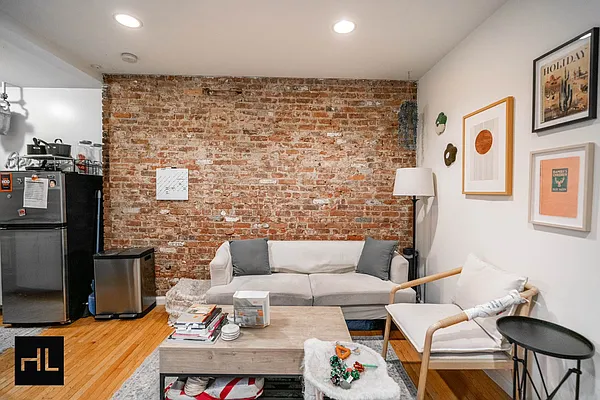 Rented by Highline Residential | media 8