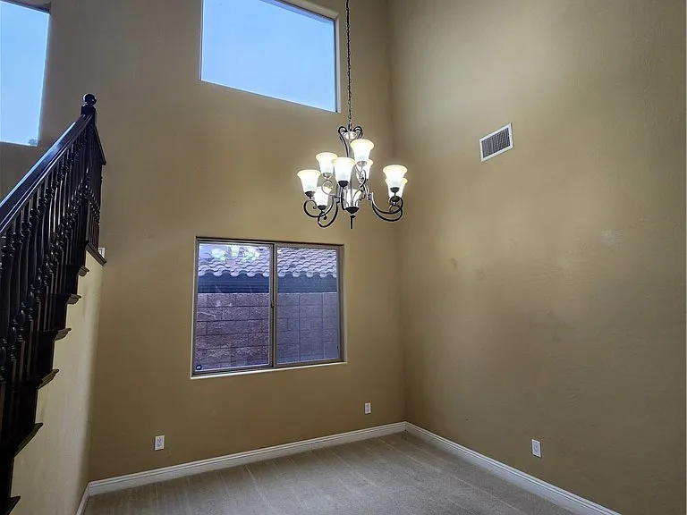 2713 Cyrano St — Photo 6