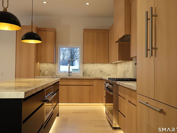 5th image of 173 Belltown Road