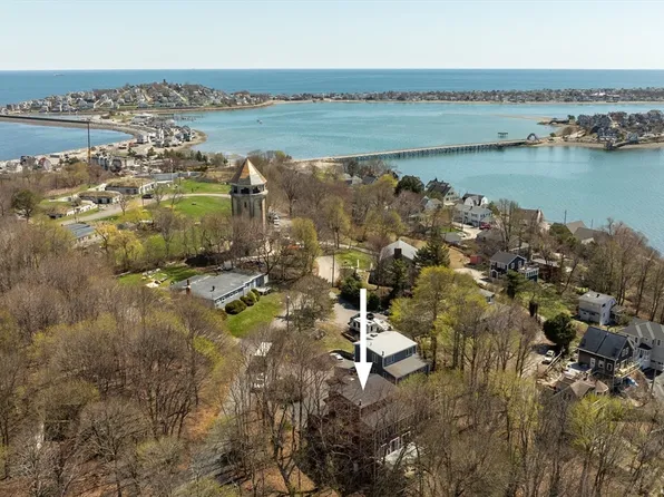 43 Farina Rd, Hull, MA 02045