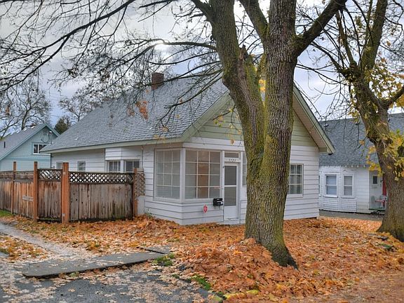 2nd image of 1723 W Spofford Ave