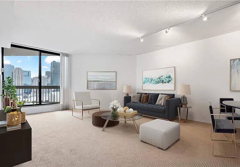 829 N Dearborn St #9 — Photo 4