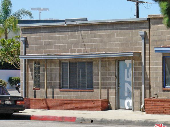 3751 Robertson Blvd