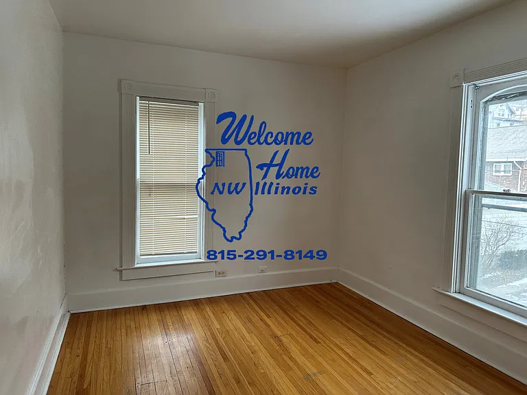 512 Chicago Ave — Photo 18