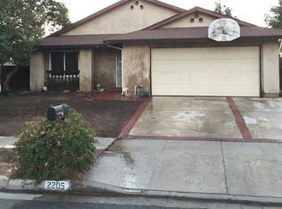 2205 N Marvel Ave, Simi Valley, CA 93065