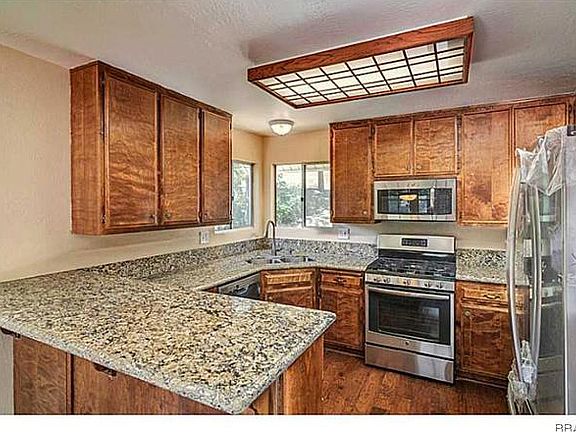 5th image of 337 Fairway Dr