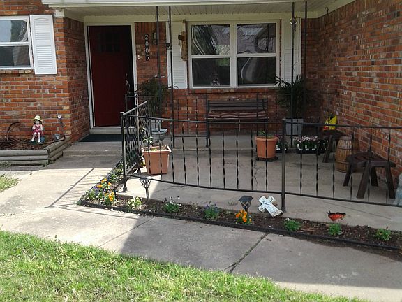 4th image of 2005 W Louisville St