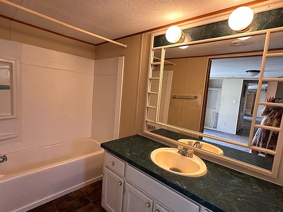 5th image of 215 N Johnson Ave #19
