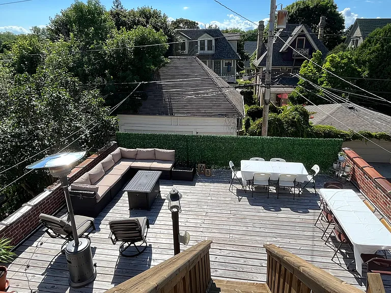 2837 N Downer Ave — Photo 12