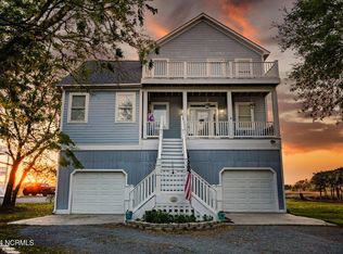 123 Old Village Ln, North Topsail Beach, NC 28460