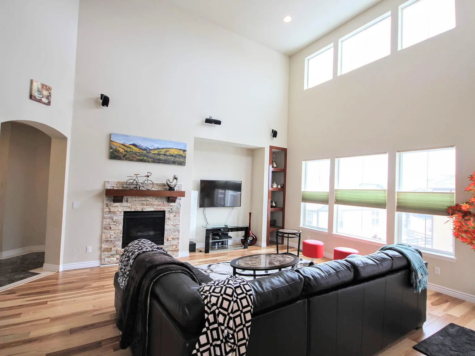 687 Fossil Bed Cir — Photo 3