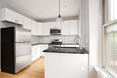 Rented by (Legacy) Elegran