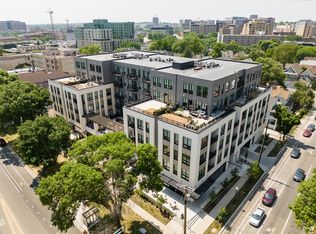 510 W Washington Ave #523, Madison, WI 53703