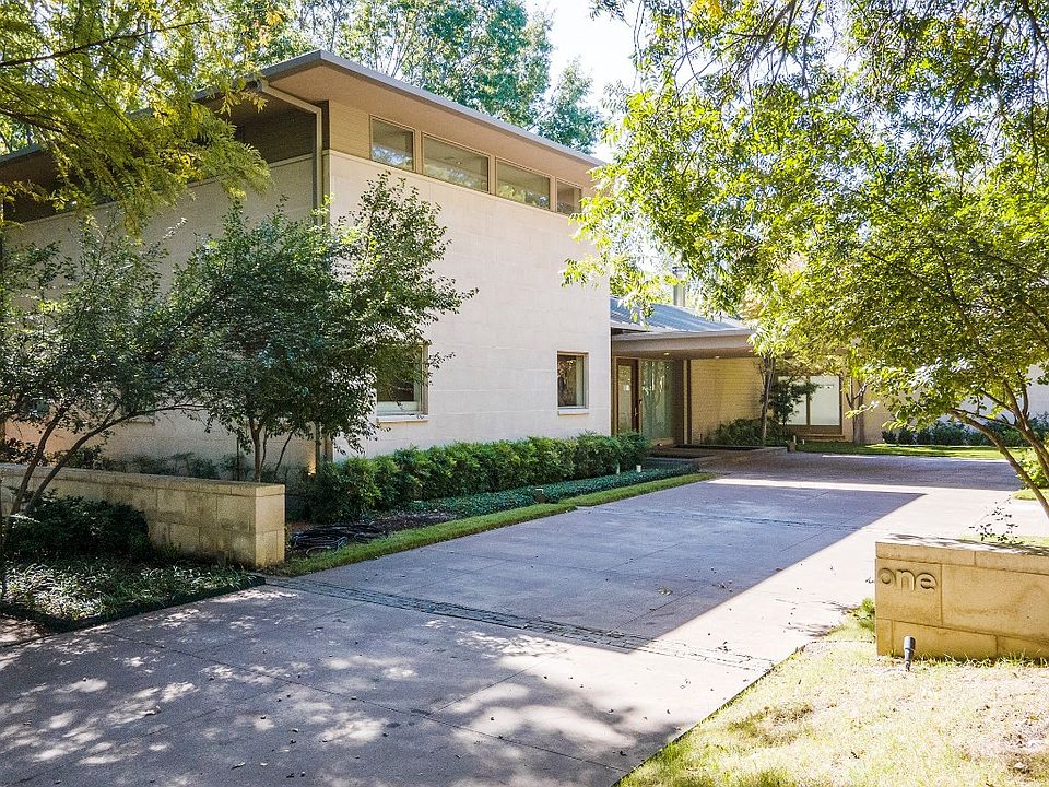 1st image of 1 Green Park Dr