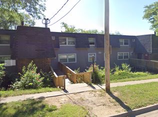 4221 SE 13th St APT 20, Des Moines, IA 50315