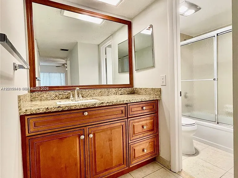 2320 S Cypress Bend Dr #204 — Photo 14