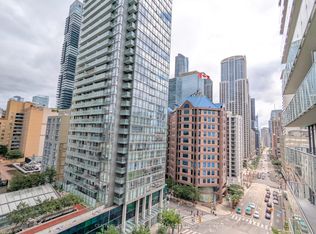 832 Bay St #906, Toronto, ON M5S 1Z6