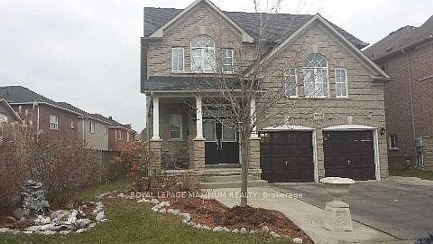 90 Via Romano Way