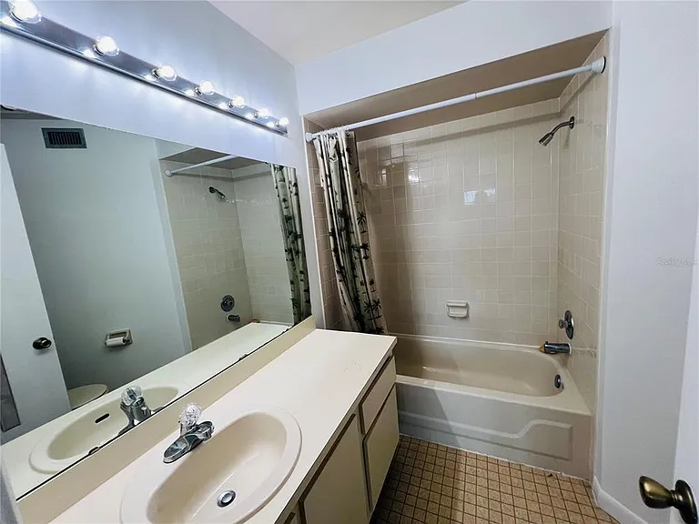 4045 Atrium Dr #U-6 — Photo 19