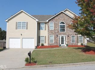 4955 Estonian Dr, Fairburn, GA 30213