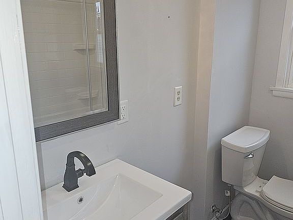 3rd image of 1110 Minneapolis Ave