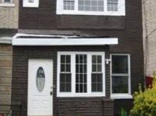 306 Eldert Ln, Woodhaven, NY 11421