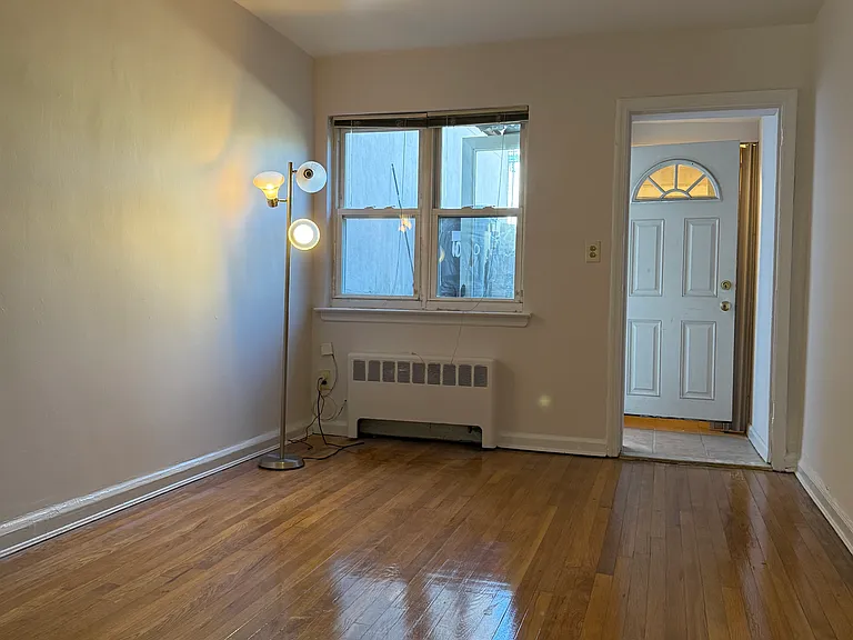 1060 Neill Ave #B — Photo 4