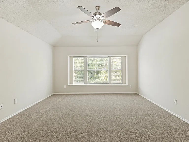 732 Fox Run Trl — Photo 10