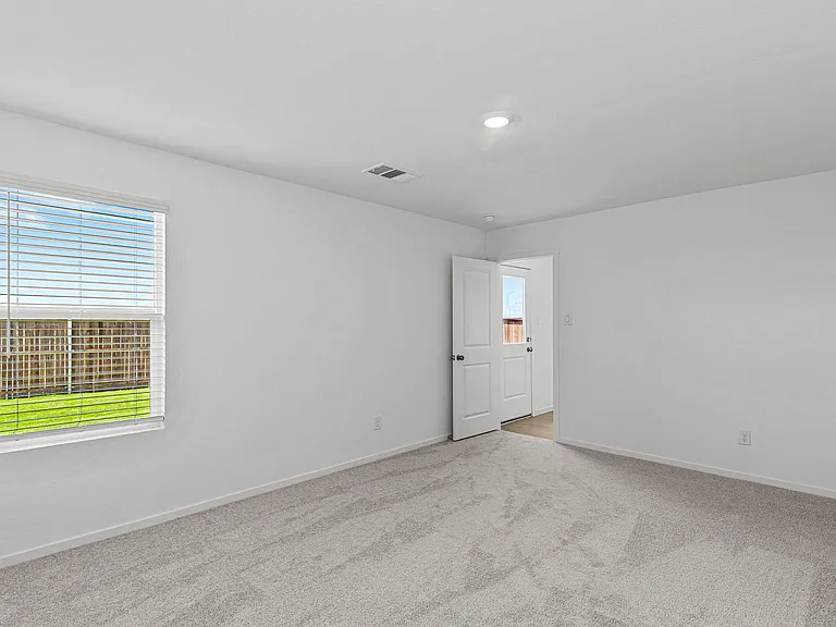 2209 Marshall Dr — Photo 16
