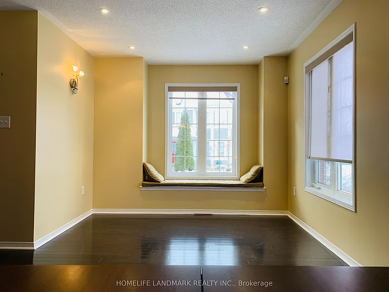 275 Whites Hill Ave — Photo 3