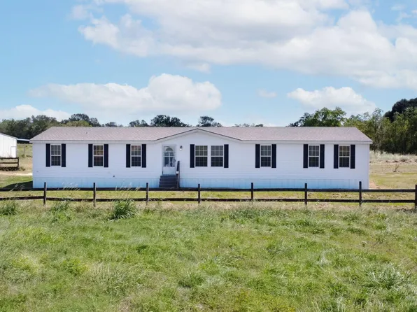772 Apple Rd, Opelousas, LA 70570