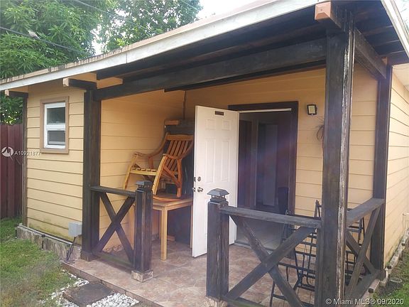 2nd image of 5055 E 8th Ln #5055