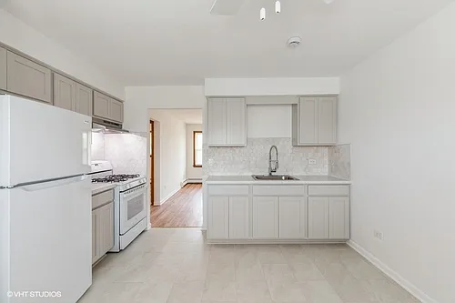 14450 Jefferson Ave #2W Photo 1
