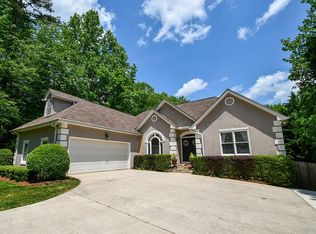 2536 Parker Trl, Gainesville, GA 30506