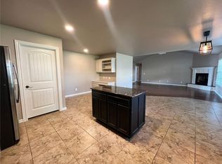 440 Carlson St, Centerton, AR 72719