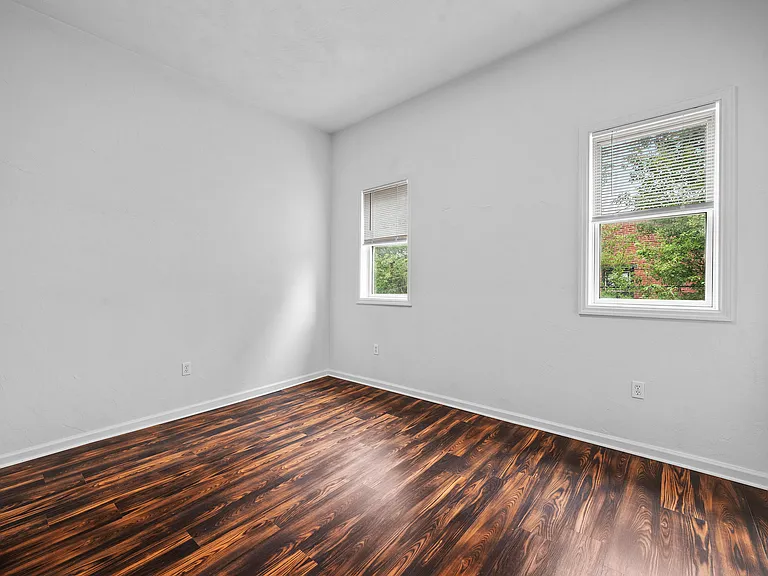 1304 Breed St — Photo 18