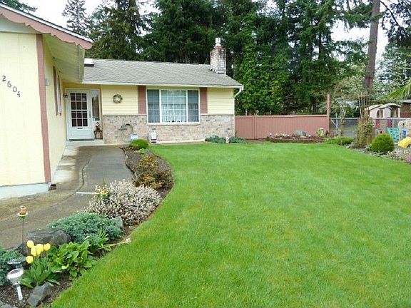 2nd image of 2604 146th St E