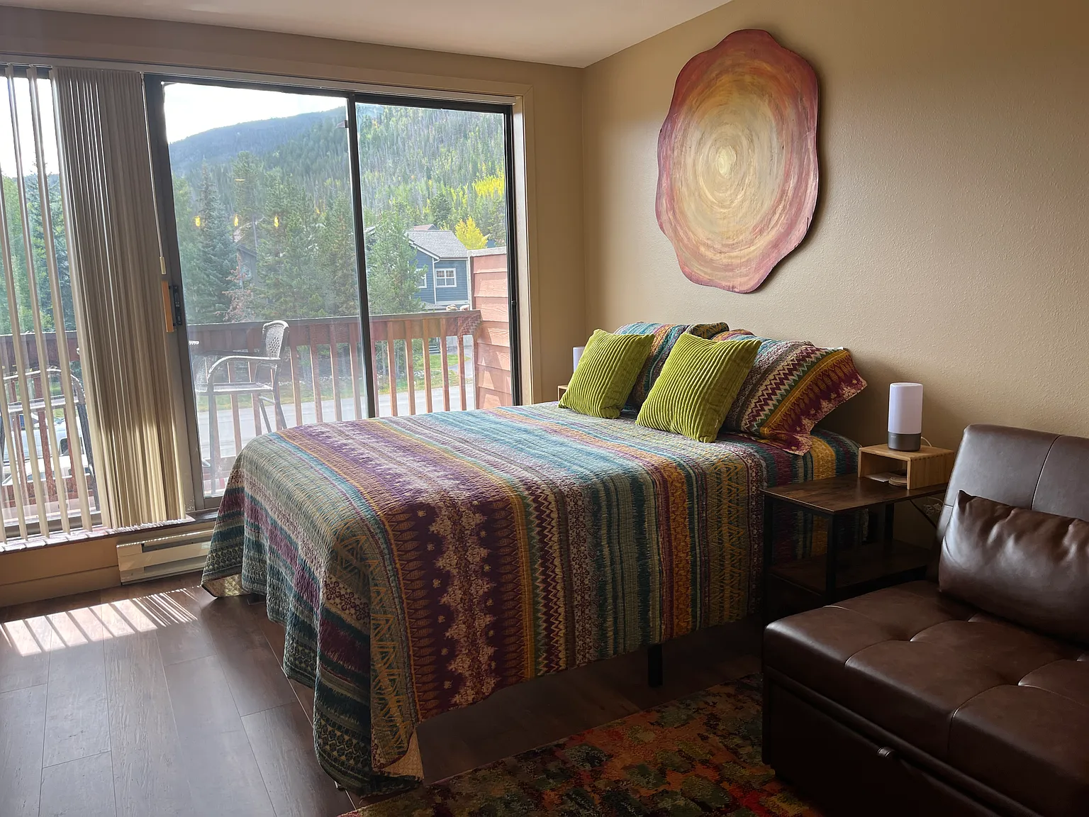 Studio, 385 sqft, $2,200 — Photo 2