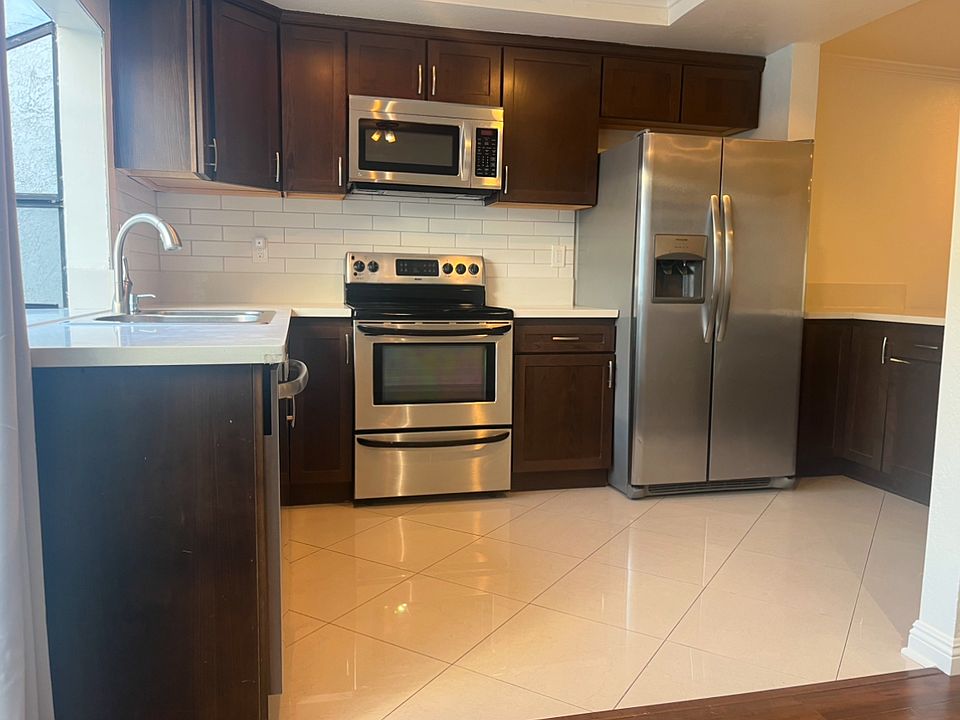 Open kitchen