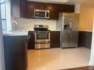 4 Delantera Dr, Irvine, CA 92620