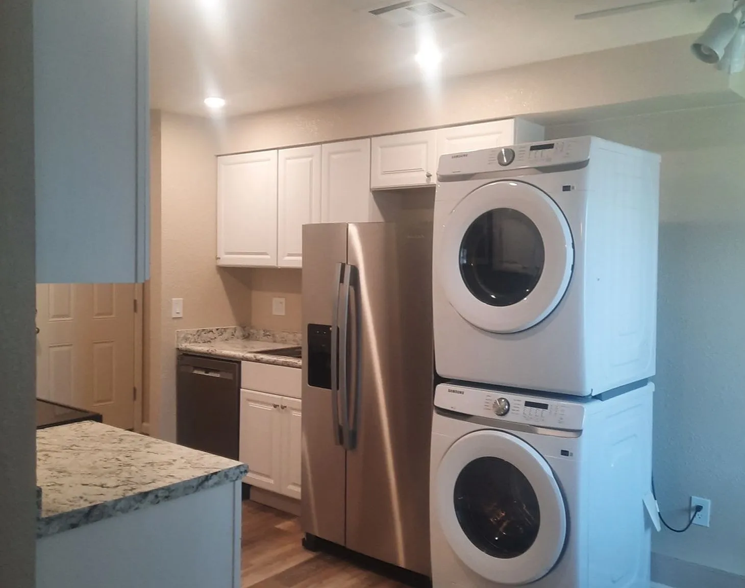 Canyon Club Apartments — Photo 2